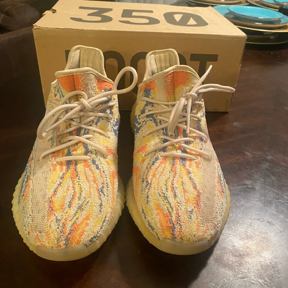 Yeezy Boost 350 V2 'MX Oat' ( Size 11) slightly used - Picture 8 of 8